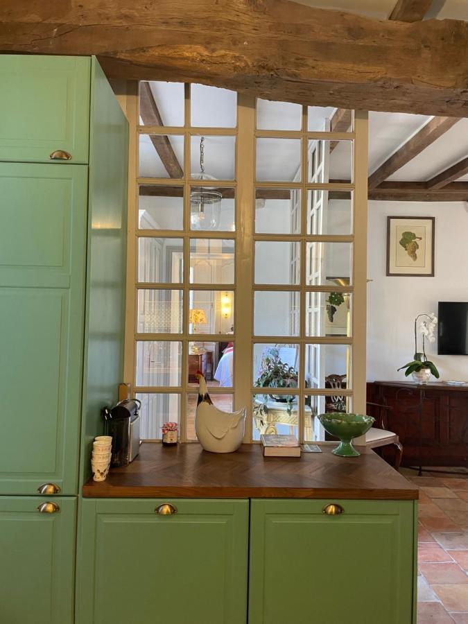 Gîte de l'Antiquaire au cœur de la Citadelle Blaye Extérieur photo